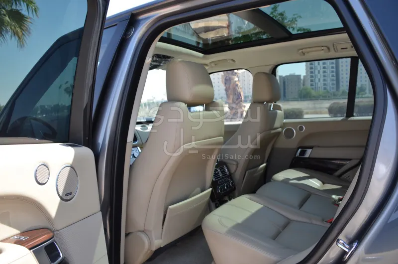 2017 لاند روفر رينج روفر فوج اتش اس اي