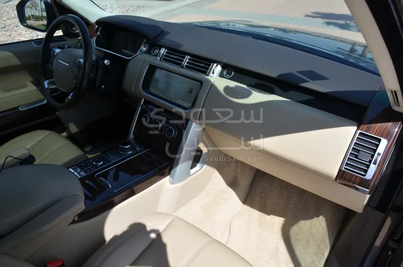 2017 لاند روفر رينج روفر فوج اتش اس اي