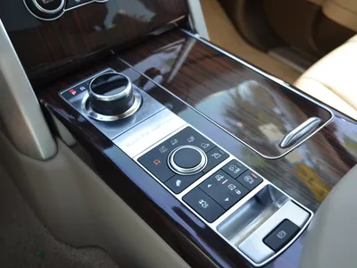 2017 لاند روفر رينج روفر فوج اتش اس اي