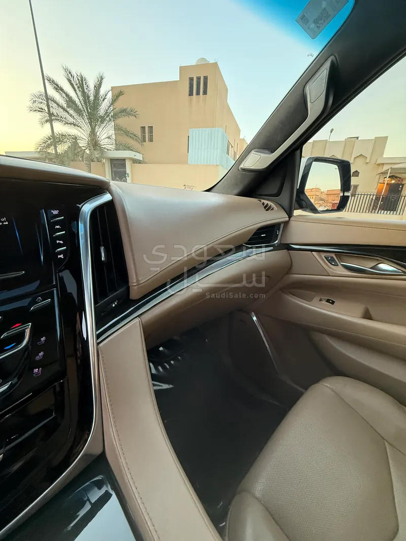 2019 كاديلاك اسكاليد بريميوم