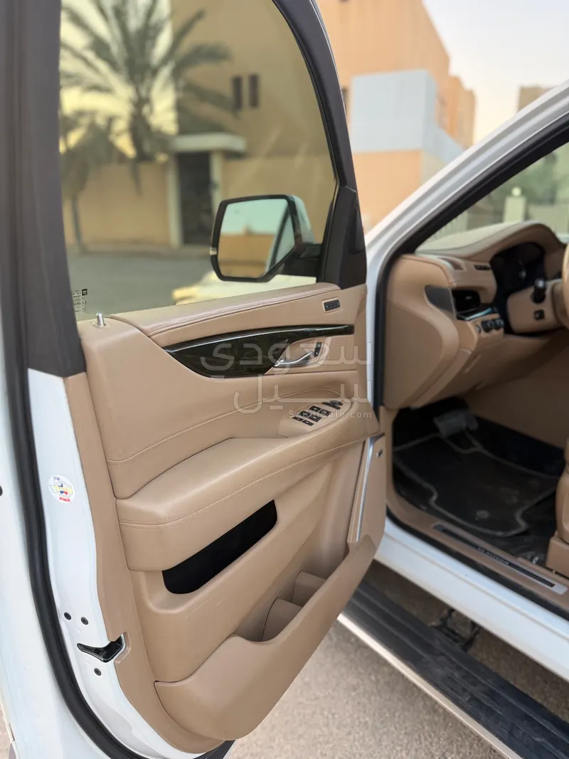 2019 كاديلاك اسكاليد بريميوم