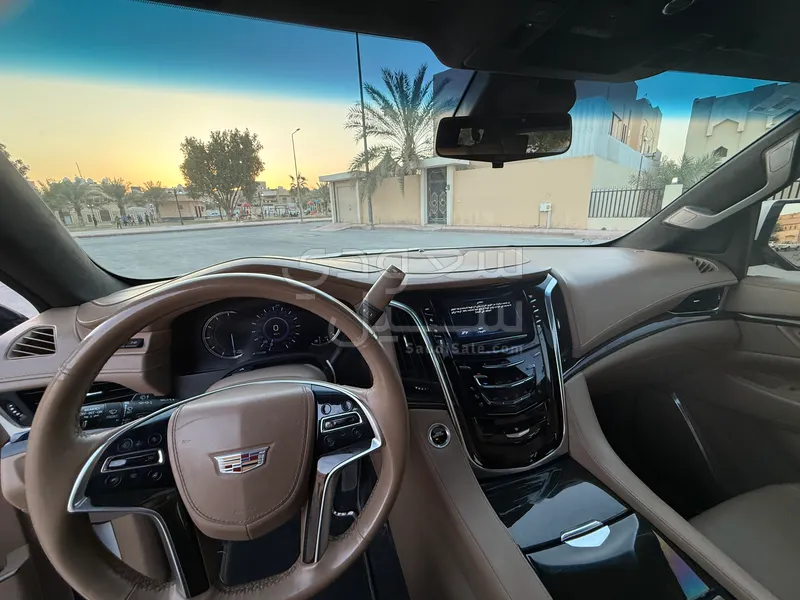2019 كاديلاك اسكاليد بريميوم