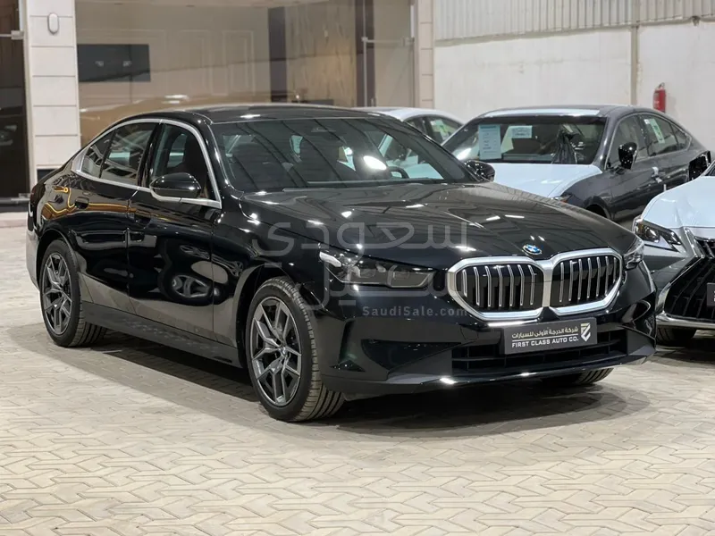 2026 بي ام دبليو الفئة الخامسة 520 أي