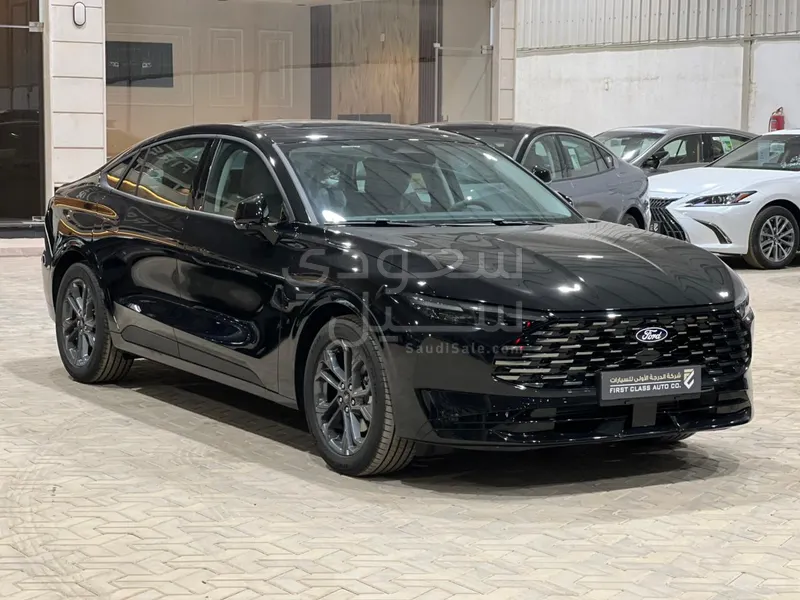 2026 فورد توروس ترند