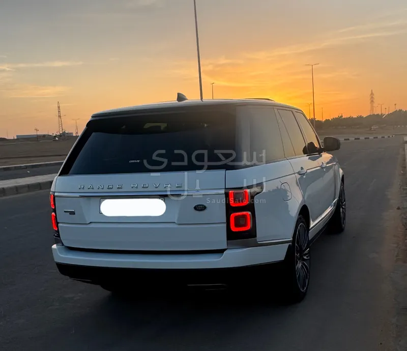 2020 لاند روفر رينج روفر اوتوبيوغرافي