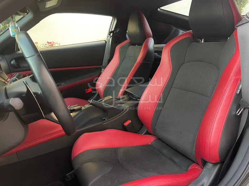 2023 نيسان زد 400