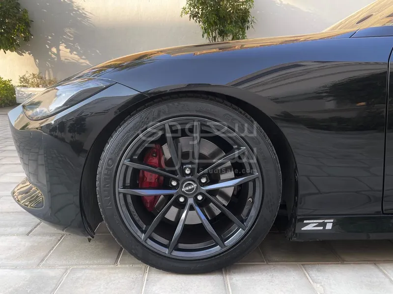 2023 نيسان زد 400