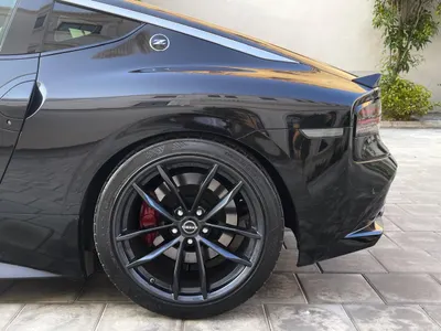 2023 نيسان زد 400