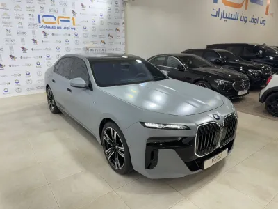 2024 بي ام دبليو الفئة السابعة 735أي