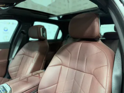 2024 بي ام دبليو الفئة السابعة 735أي