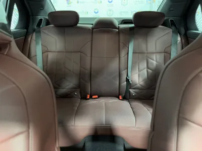 2024 بي ام دبليو الفئة السابعة 735أي