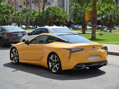 2017 لكزس إل سي 500