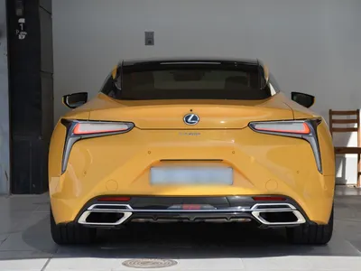 2017 لكزس إل سي 500