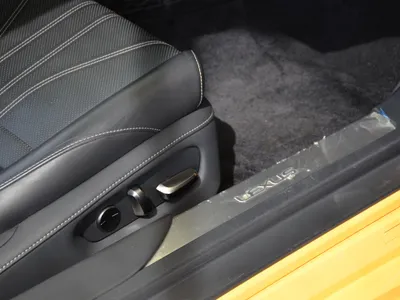 2017 لكزس إل سي 500