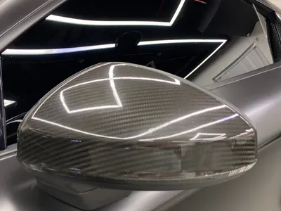 2017 اودي ار 8 في 10 بلس