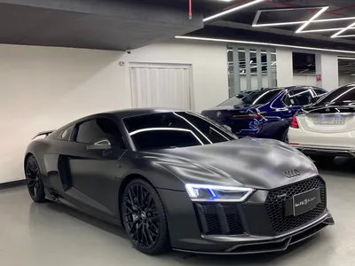 2017 اودي ار 8 في 10 بلس