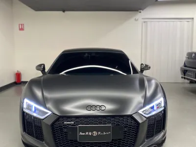 2017 اودي ار 8 في 10 بلس