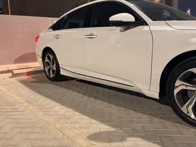 2018 هوندا اكورد اي اكس ال