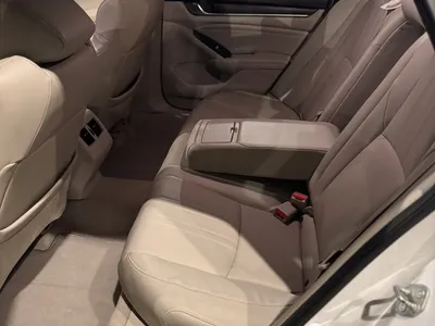 2018 هوندا اكورد اي اكس ال