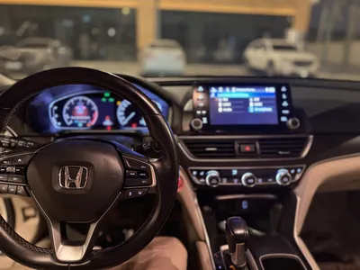 2018 هوندا اكورد اي اكس ال