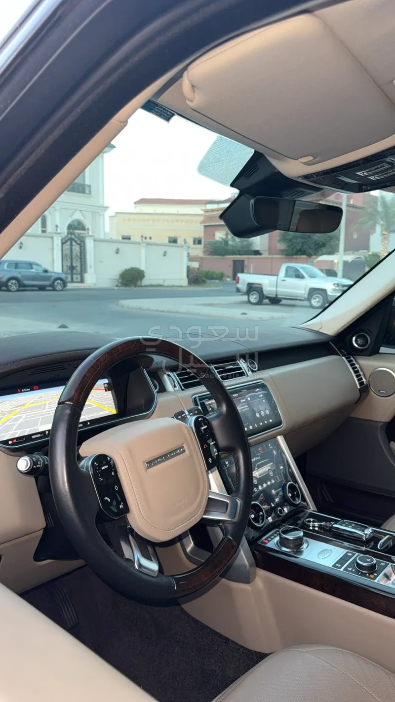2020 لاند روفر رينج روفر فوج اس اي