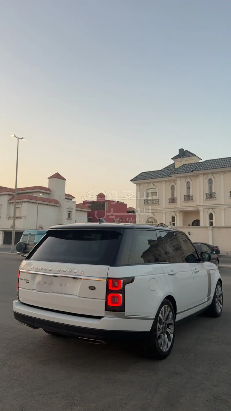 2020 لاند روفر رينج روفر فوج اس اي