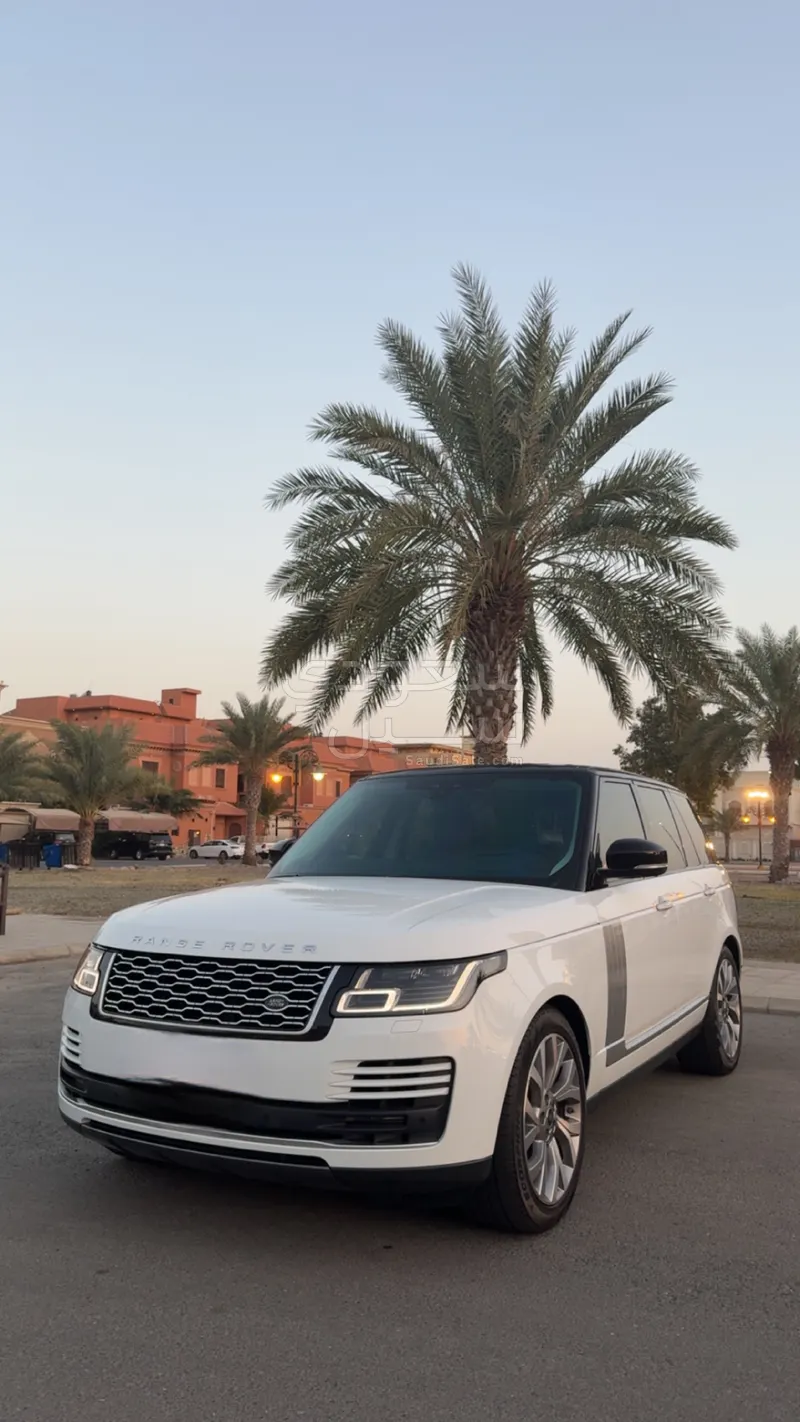 2020 لاند روفر رينج روفر فوج اس اي