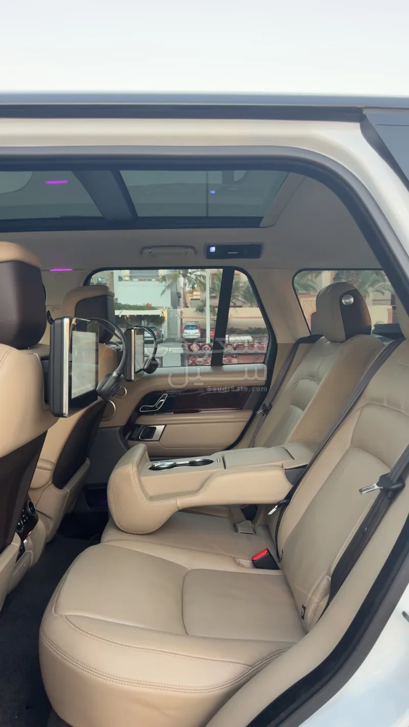 2020 لاند روفر رينج روفر فوج اس اي