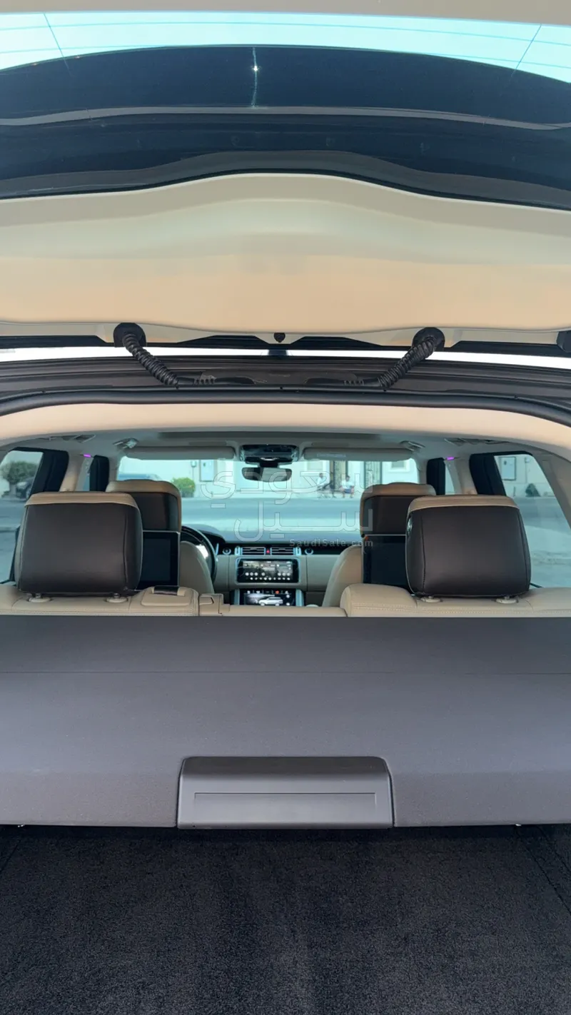 2020 لاند روفر رينج روفر فوج اس اي