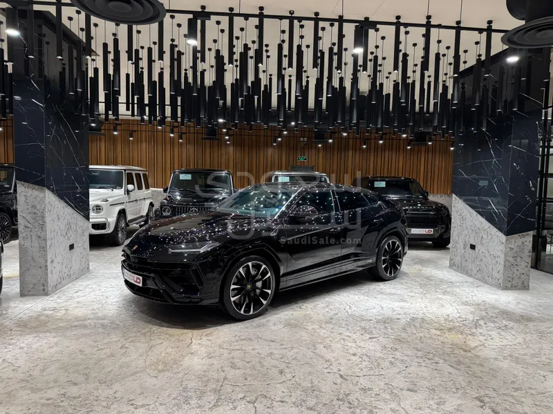 2023 لمبرجيني اوروس اس