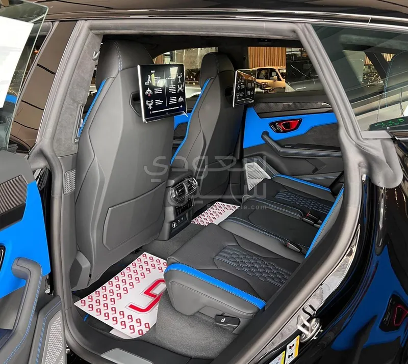 2023 لمبرجيني اوروس اس