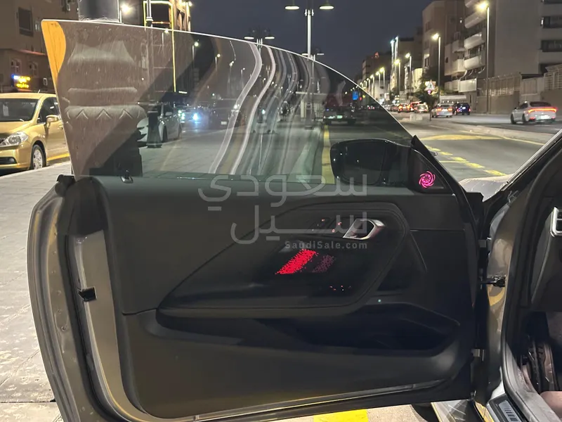 2025 بي ام دبليو الفئة ام إم 2