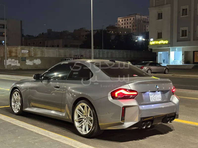 2025 بي ام دبليو الفئة ام إم 2