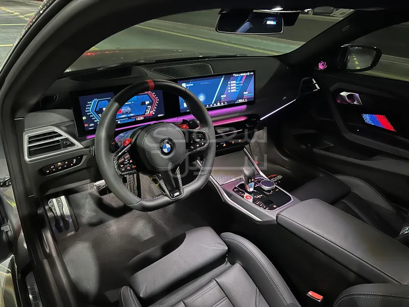 2025 بي ام دبليو الفئة ام إم 2