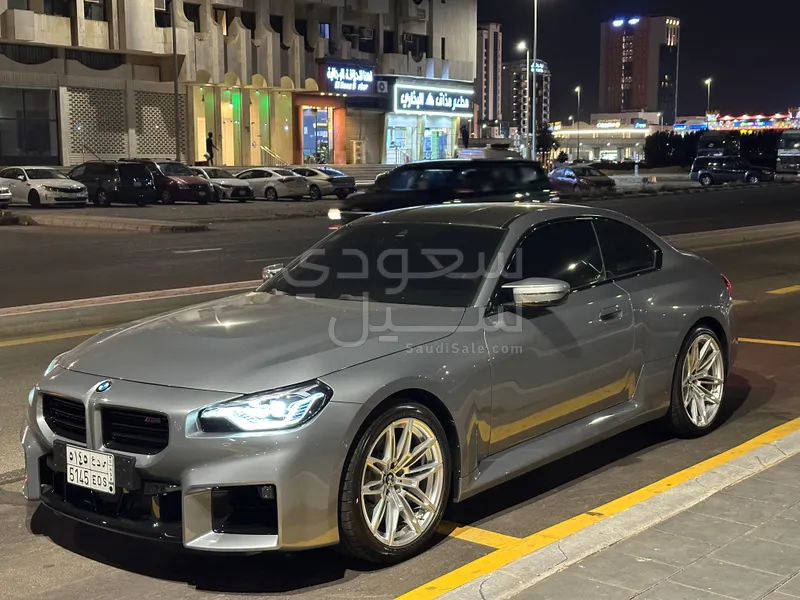 2025 بي ام دبليو الفئة ام إم 2