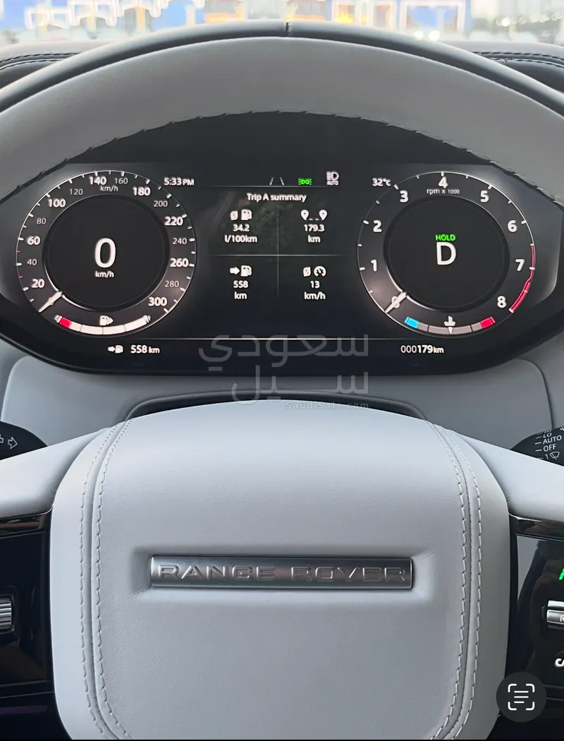 2025 لاند روفر رينج روفر سبورت اس اي ار دايناميك