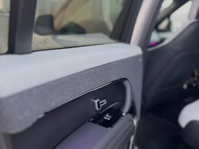 2025 لاند روفر رينج روفر سبورت اس اي ار دايناميك