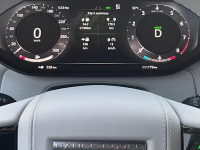 2025 لاند روفر رينج روفر سبورت اس اي ار دايناميك