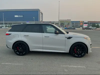 2025 لاند روفر رينج روفر سبورت اس اي ار دايناميك