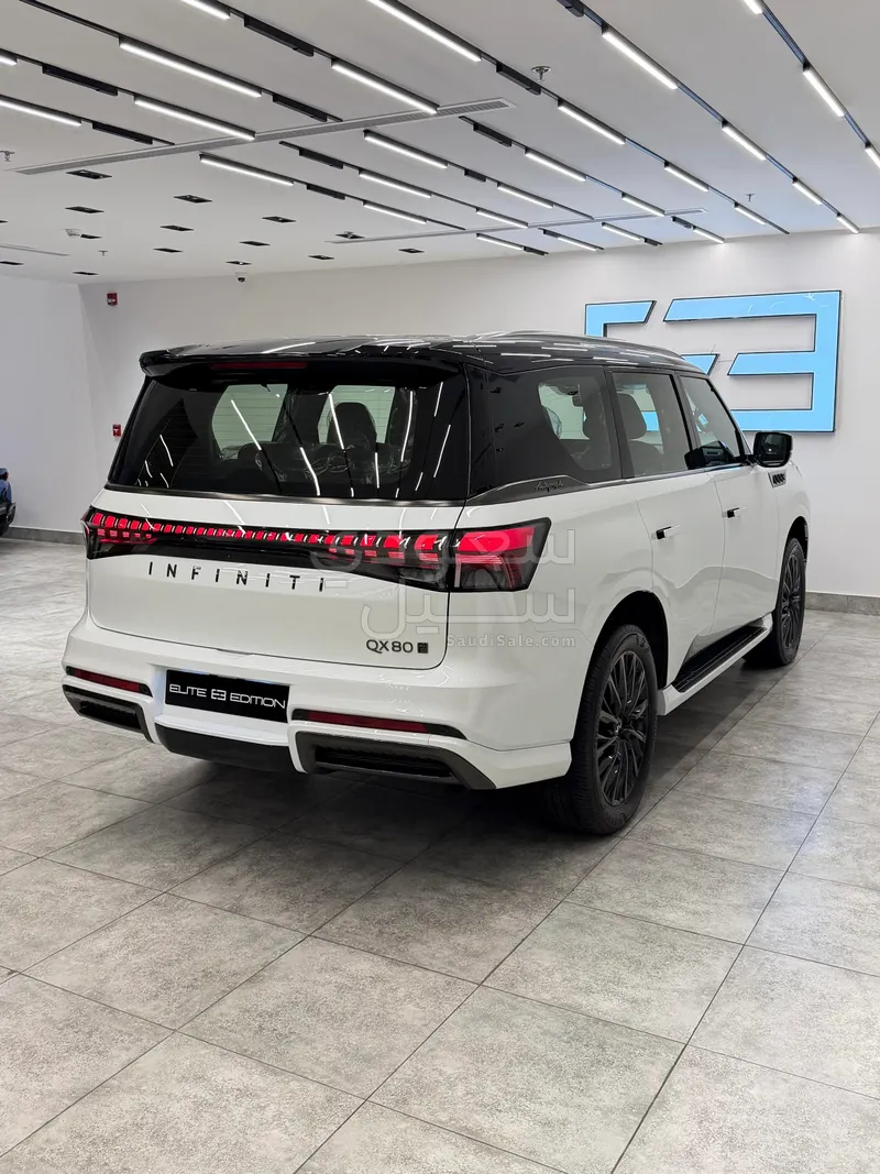 2025 انفينيتي كيو اكس 80