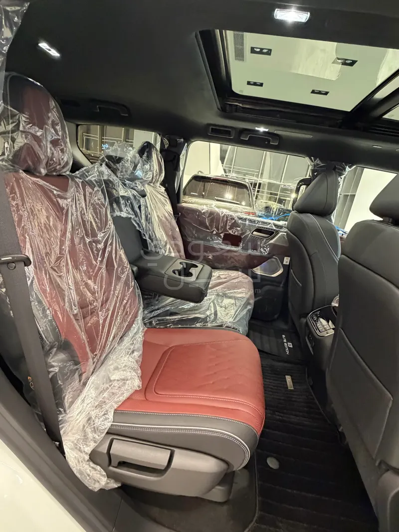 2025 انفينيتي كيو اكس 80