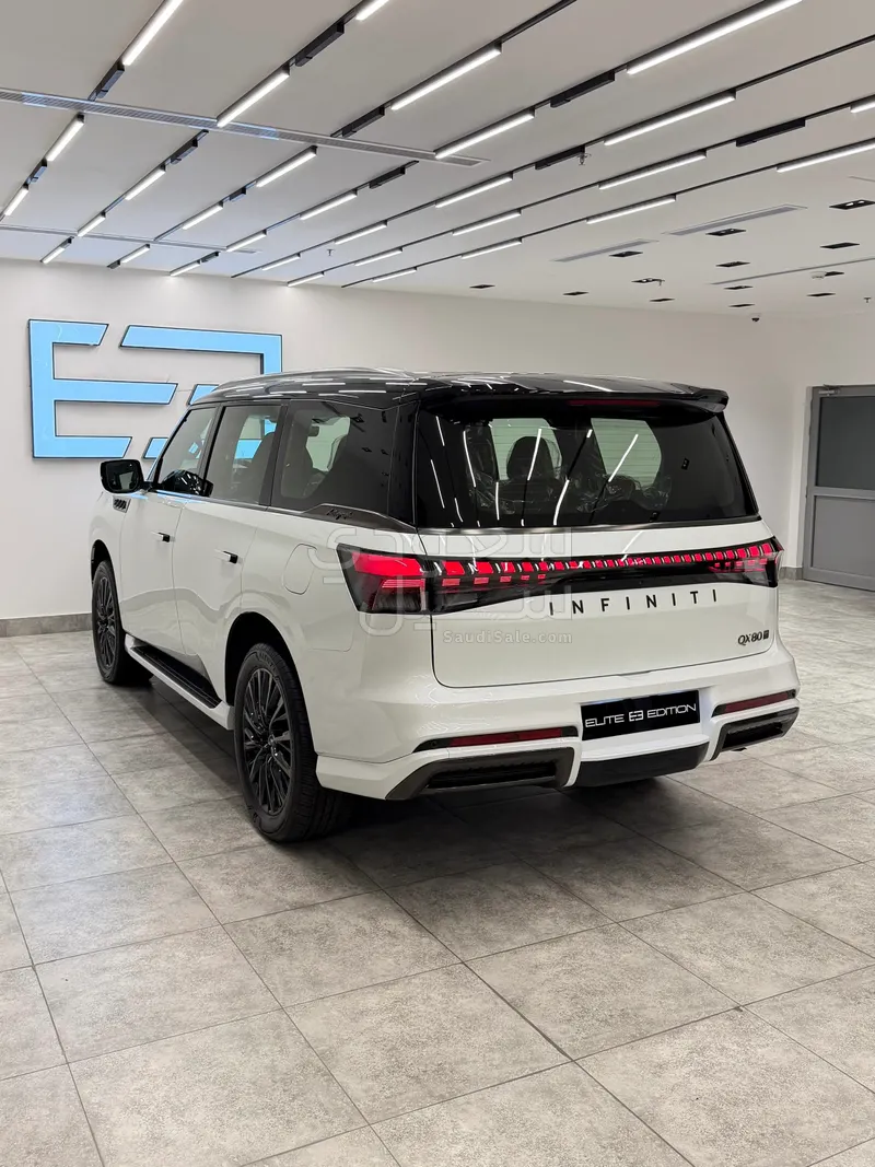 2025 انفينيتي كيو اكس 80