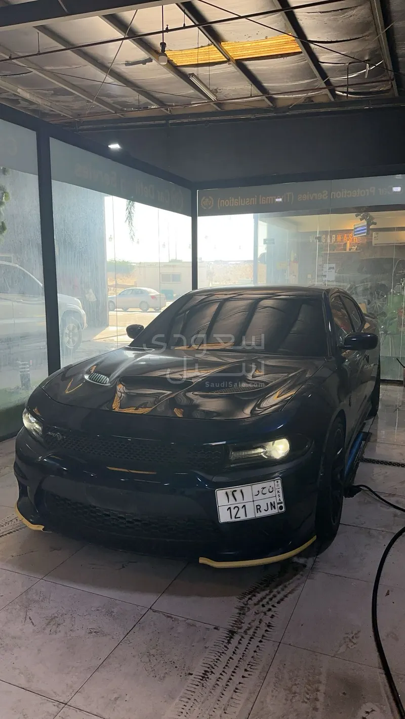 2016 دودج تشارجر اس ار تي هيلكات