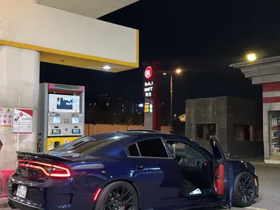 2016 دودج تشارجر اس ار تي هيلكات