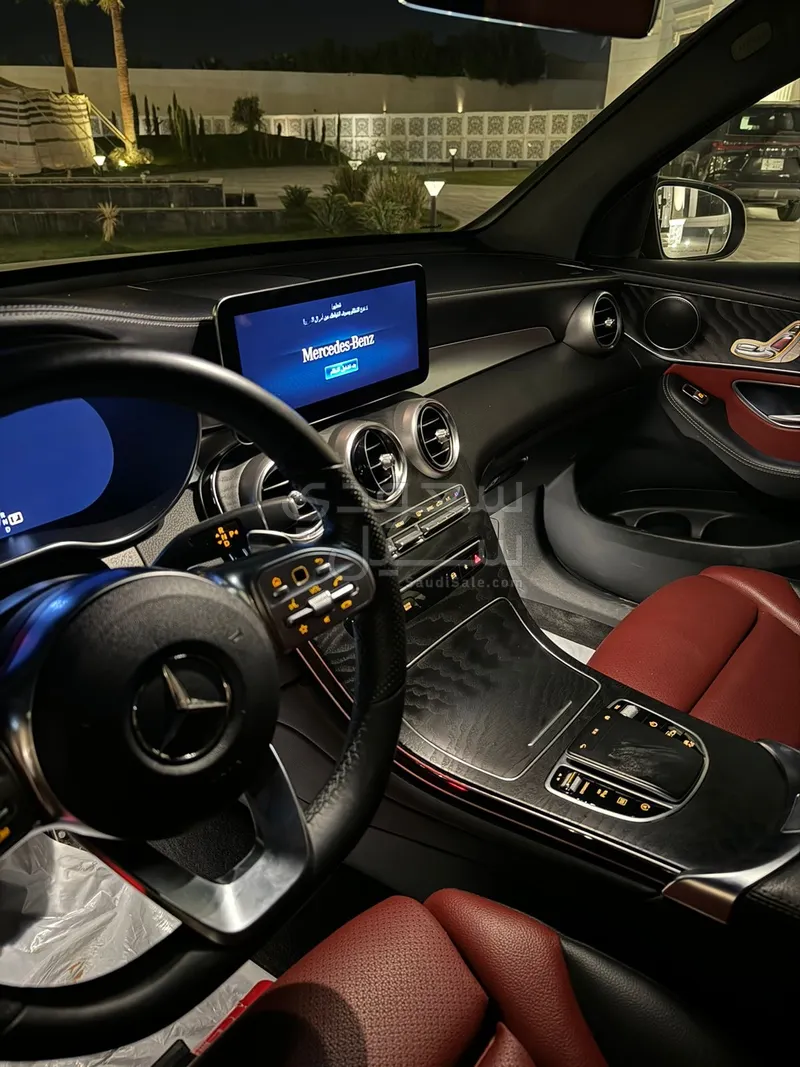 2022 مرسيدس - بنز جي إل سي 200 كوب