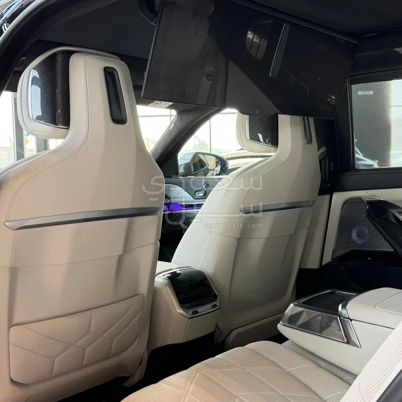 2023 بي ام دبليو الفئة السابعة 760أي