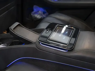 2021 مرسيدس - بنز جي إل إس 600 مايباخ