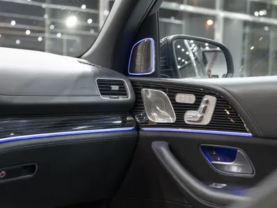 2021 مرسيدس - بنز جي إل إس 600 مايباخ