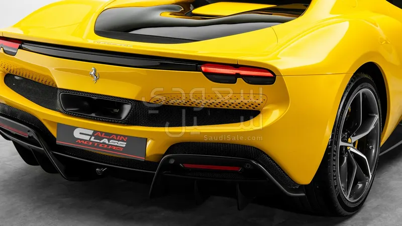 2022 فيراري جي تي بي 296