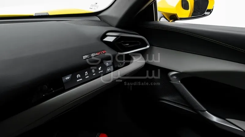 2022 فيراري جي تي بي 296